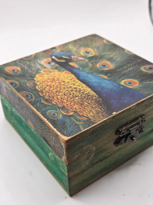 Peacock trinket box