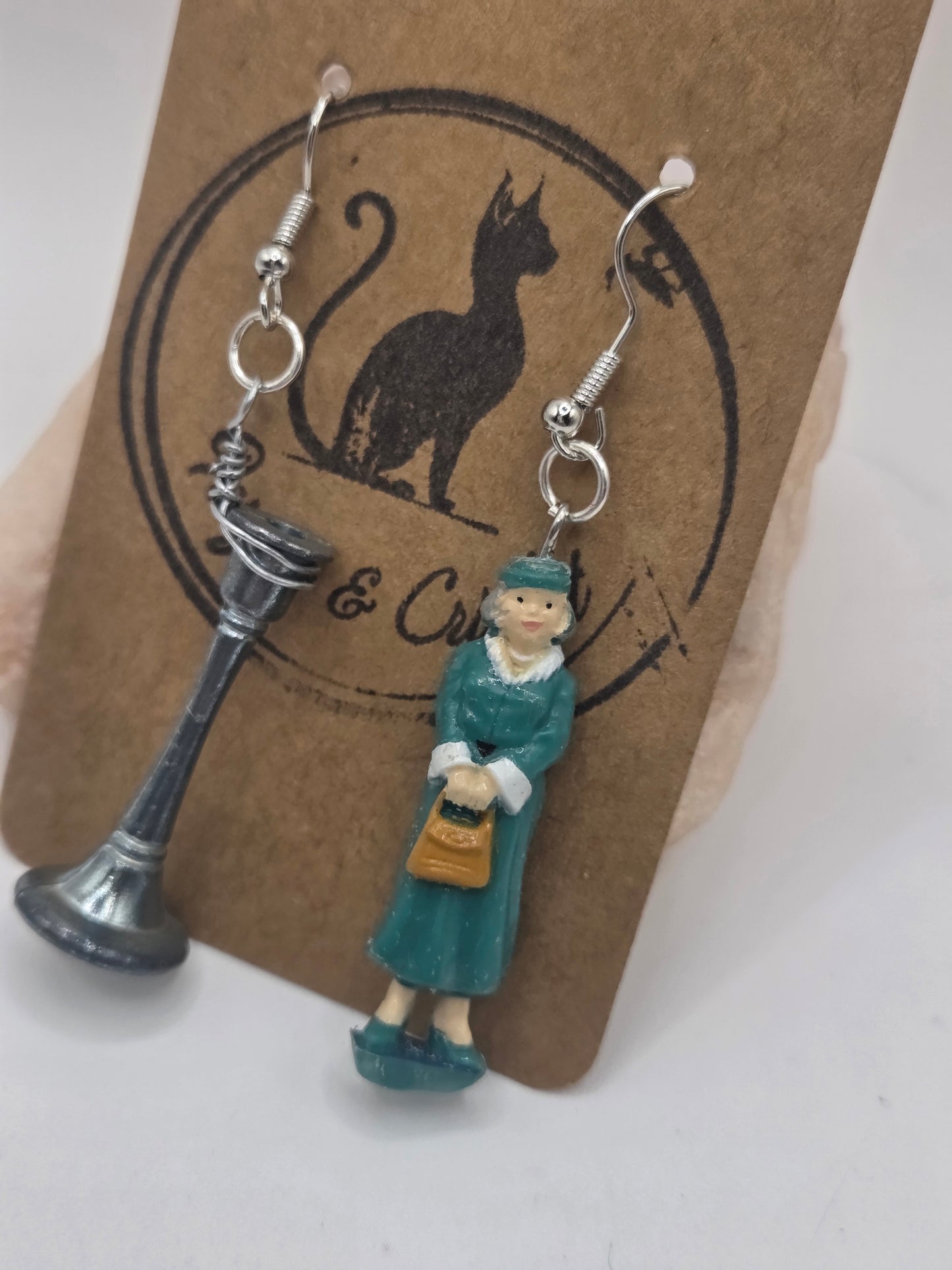 CLUE: Mrs. Meadow-Brock with the Candlestick