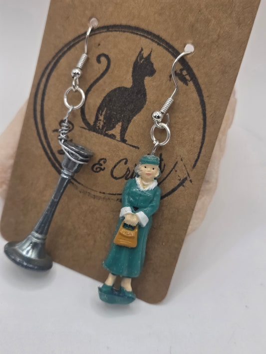 CLUE: Mrs. Meadow-Brock with the Candlestick