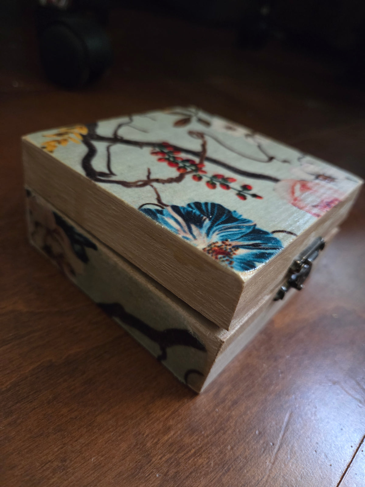 Hinged Wooden Boxes