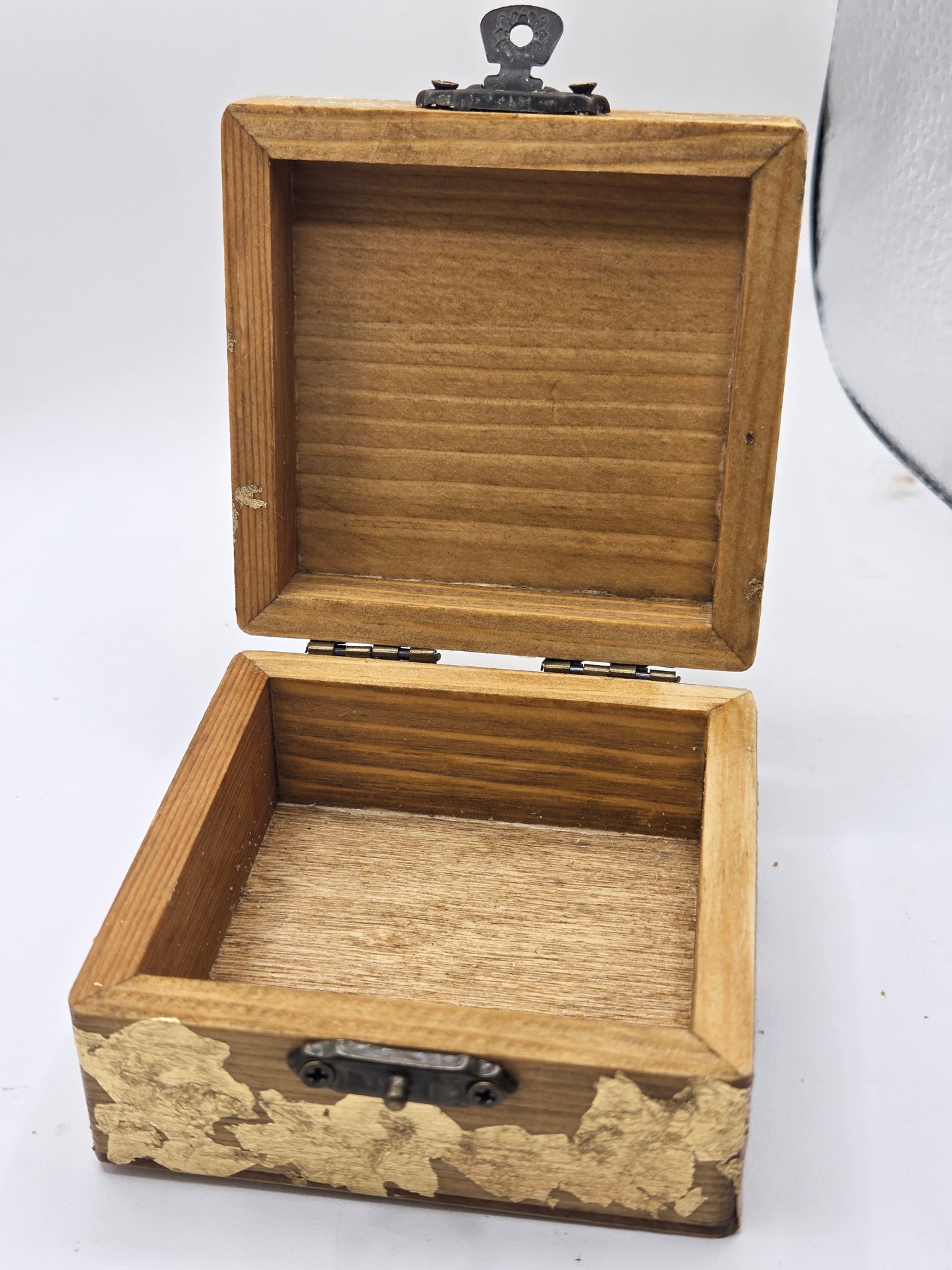 Gilded Garden trinket box