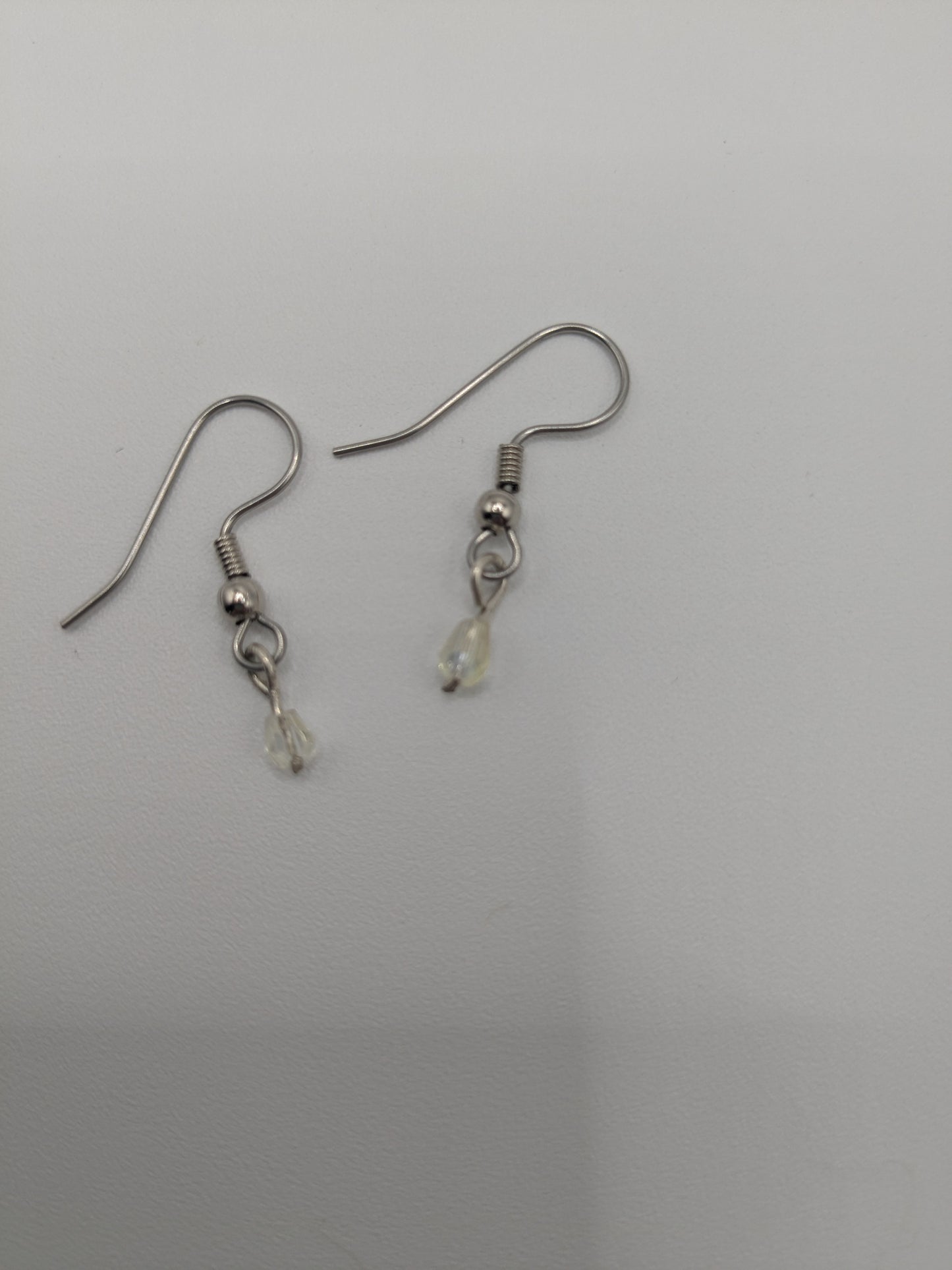 Single crystal bead earrings