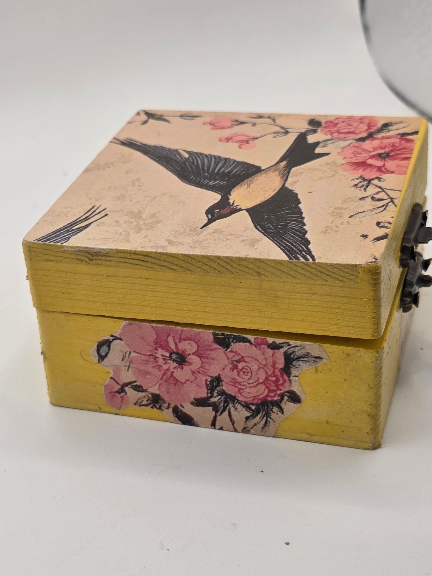 Yellow Bird in Flight box