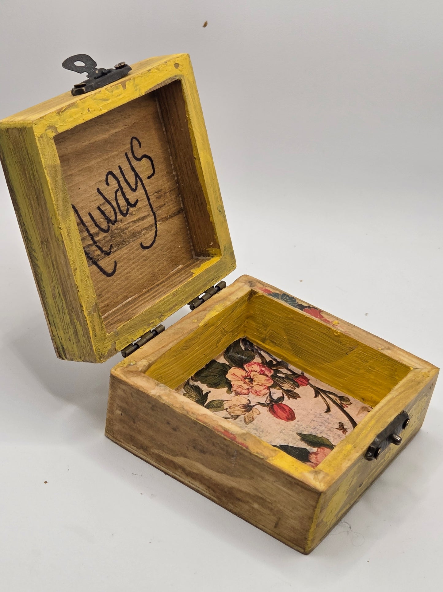 Always Sparrow memory box