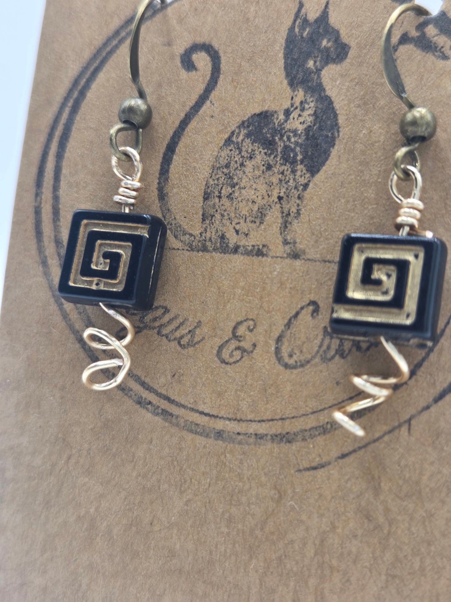 Hypnotist Earrings